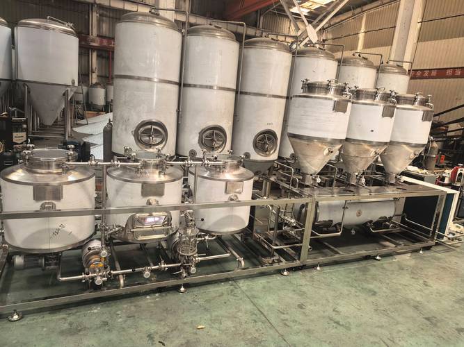 金阳数控啤酒设备多少钱一套？新手开精酿酒吧能直接上手吗